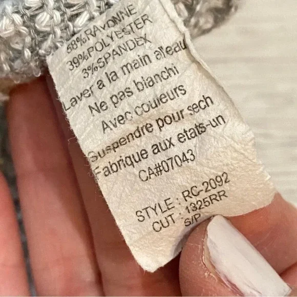 Rolla Coaster Y2K Light Grey Lace Knit Crop Top Size S - Picture 10 of 15